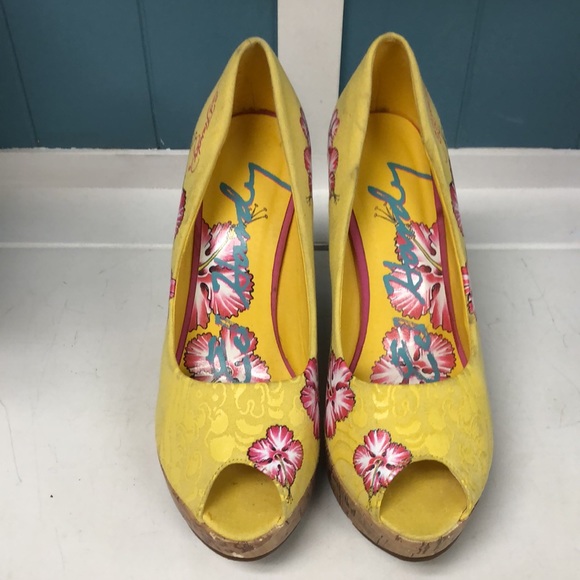 Ed Hardy Sz 9 All Over Design Butterfly Hibiscus Wedges Hawaii vibes Canvas - Picture 2 of 9